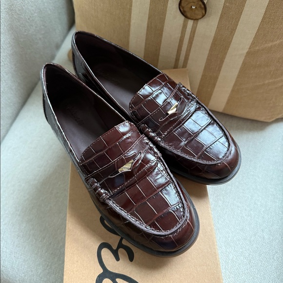 Madewell Grayson Penny Loafer, Size 8, Chocolate Raisin - Picture 2 of 3